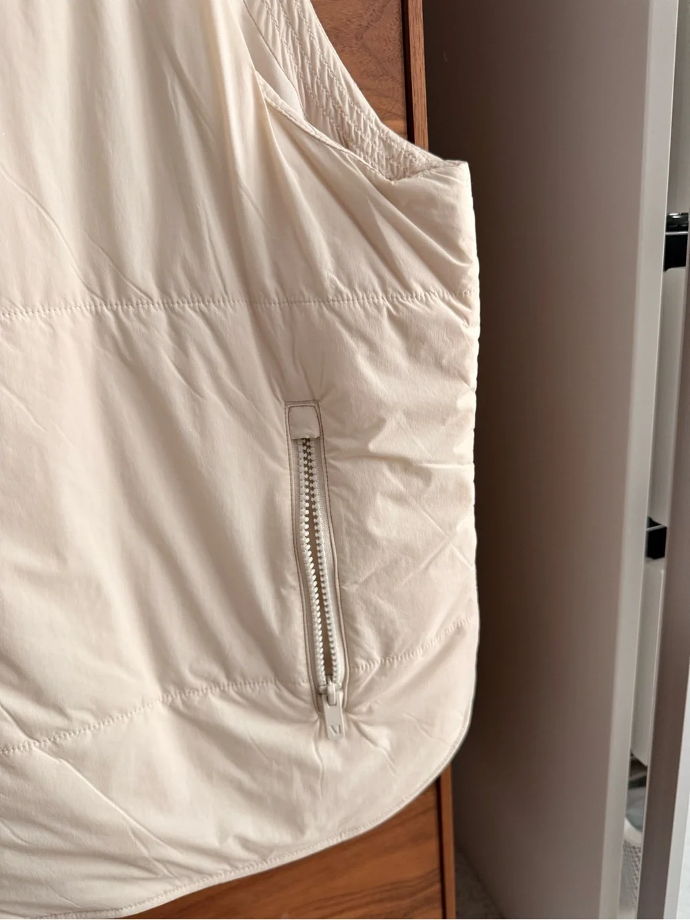 Vuori Cream Quilted Puffer Vest - Picture 2 of 4